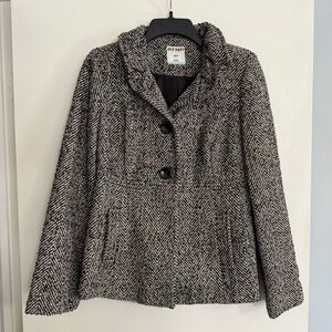 Old Navy Women's coat - Black and White Herringbone w/ metallic gold